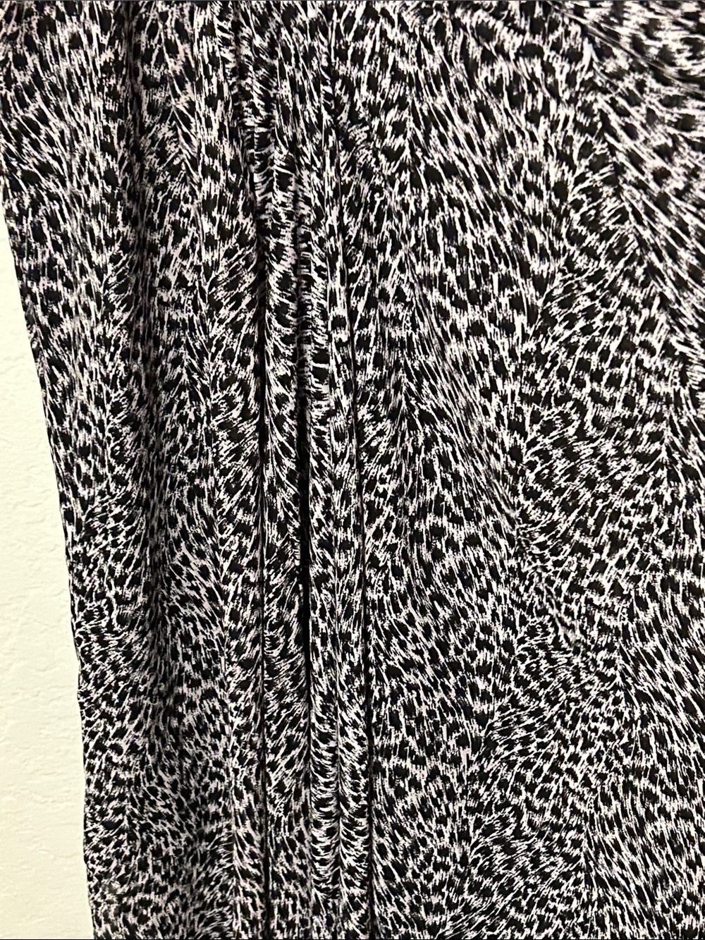 š¦¢Michael Michael Kors Sleeveless V-Neck Animal print Maxi Dress in size M GUC - Picture 5 of 7